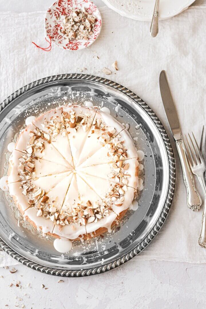 Flourless almond cake, cut into slices.