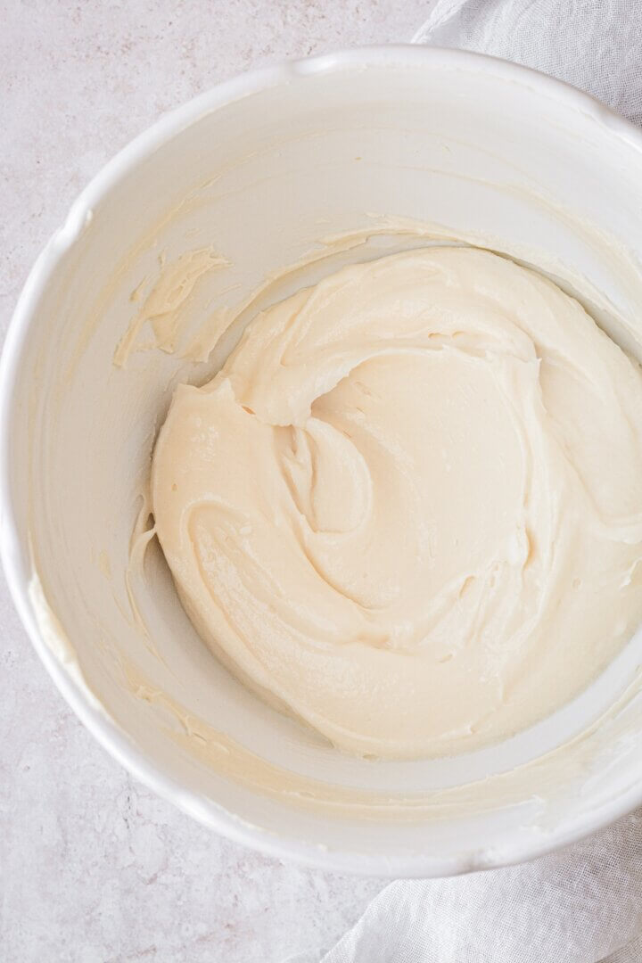 Bowl of whipped cream cheese.