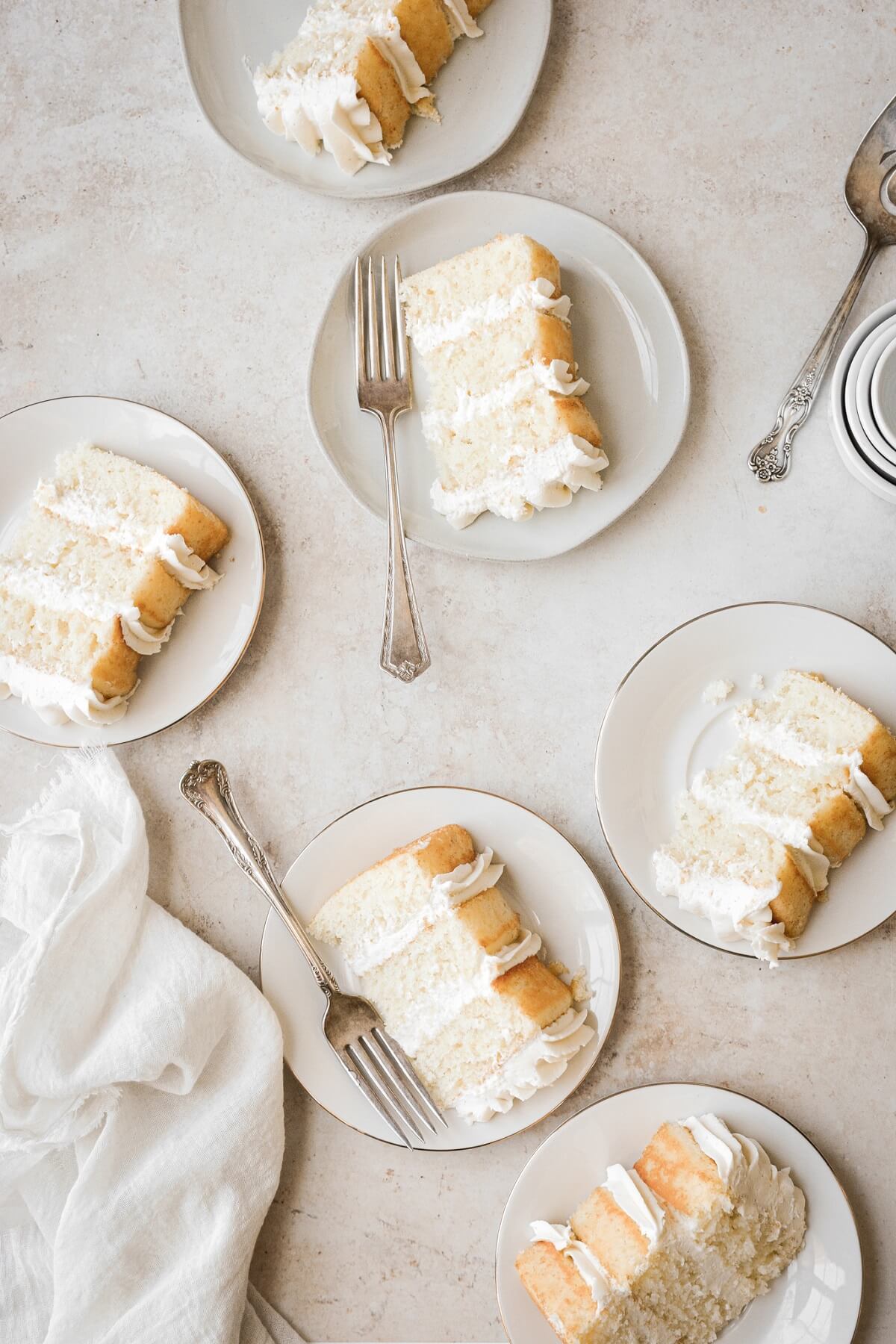 Six slices of vanilla cake.