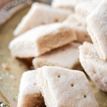 Diamond shaped almond shortbread cookies.