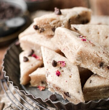 Chocolate chip shortbread cut in diamond shapes.