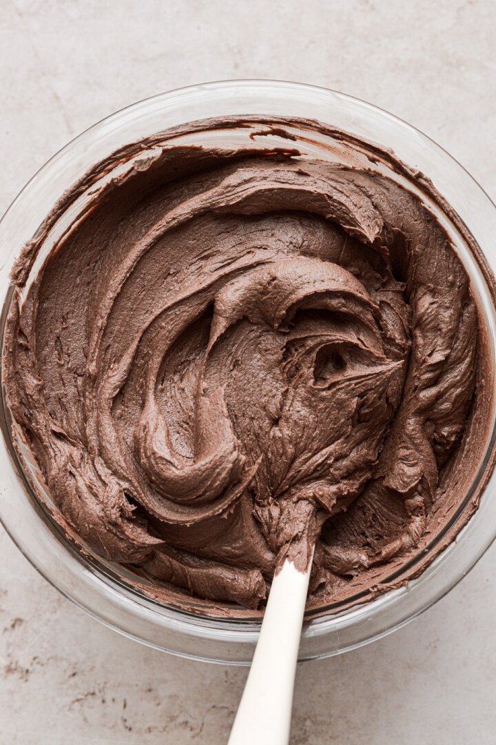 Peanut butter chocolate frosting.
