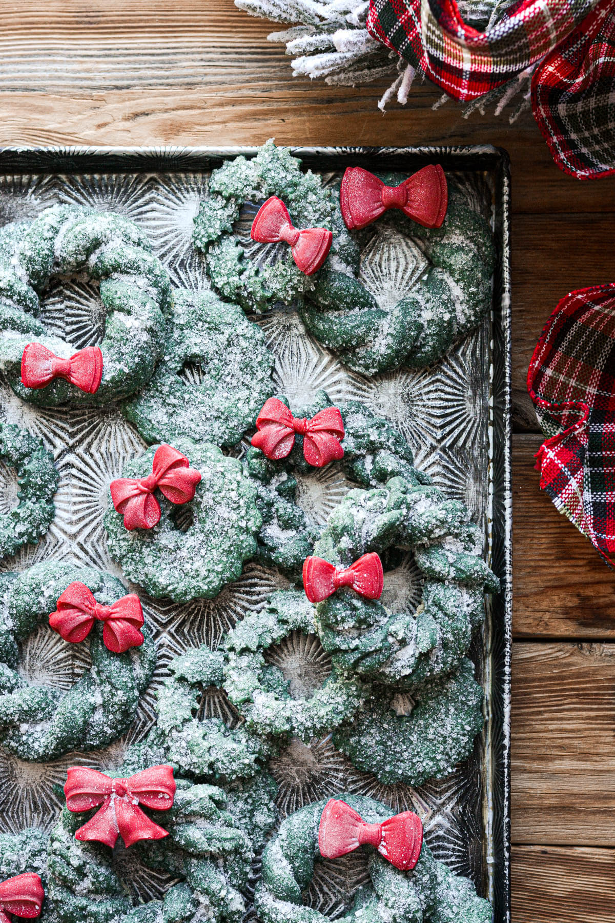 Christmas wreath sugar cookies.
