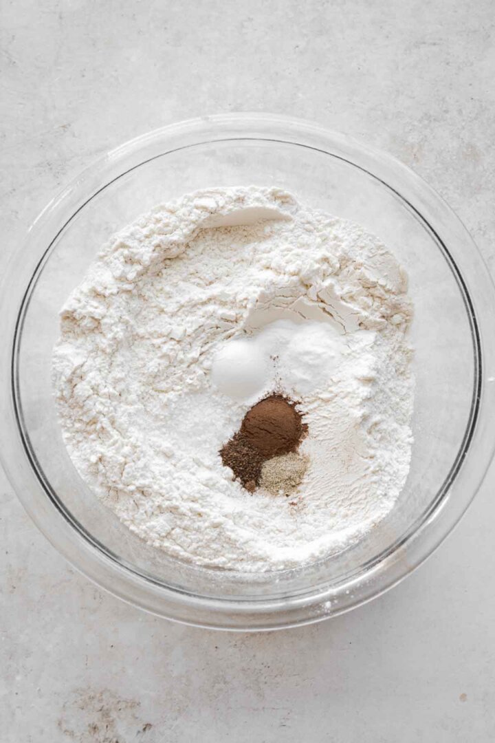 Step 4 for making banana bread.