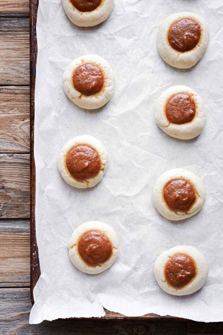 Step 7 for making pumpkin pie cookies - baked cookies.
