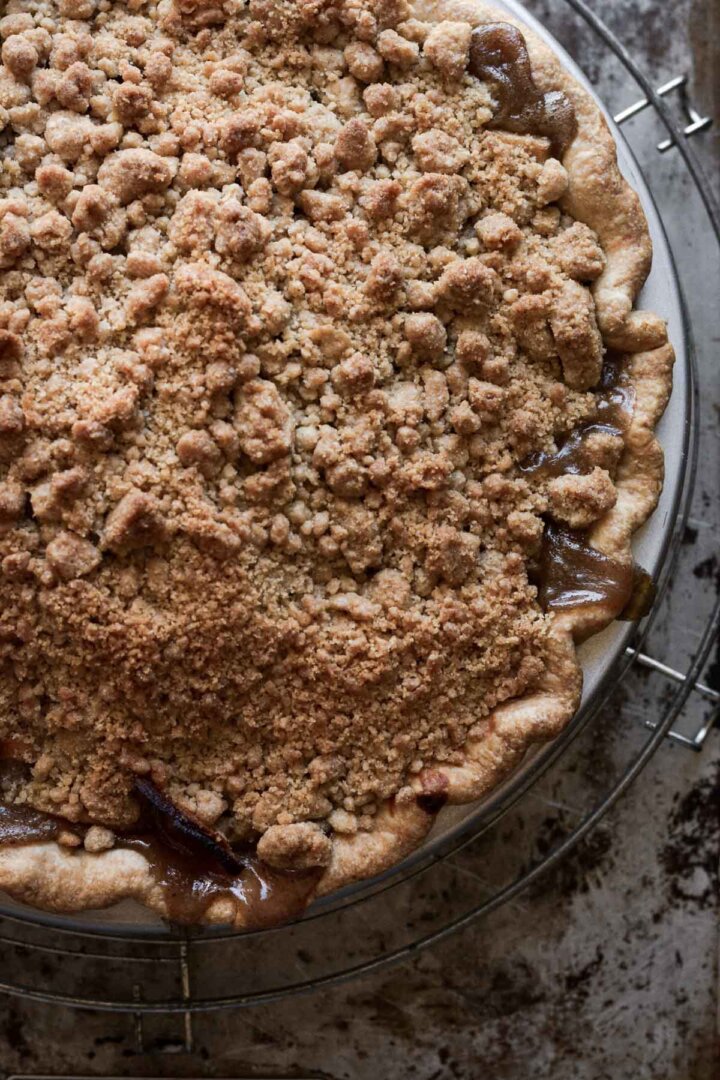 Apple crumb pie.