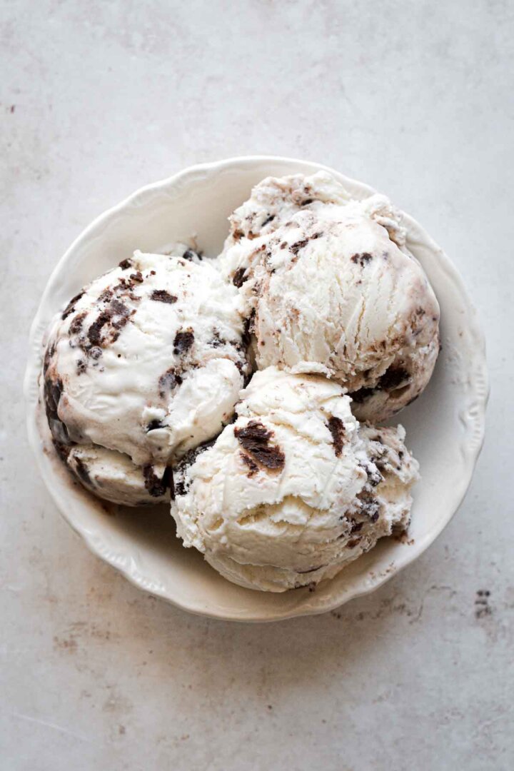 Bowl of brownie batter ice cream.