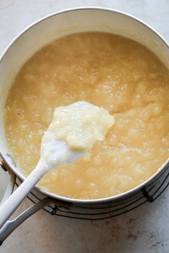Step 3 for making crushed pineapple cake filling.