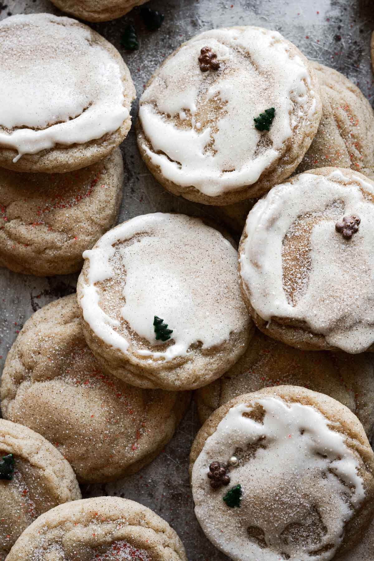 Snickerdoodles with vanilla icing.