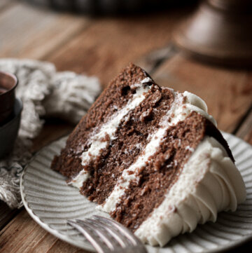 Slice of spice cake on a plate.
